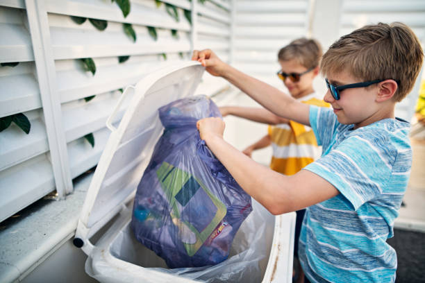 Best Trash Removal Near Me  in Newburgh Heights, OH